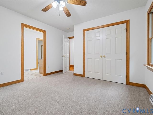 6457 White Oak Ridge Dr, Mechanicsville, VA 23111
