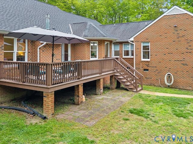 6457 White Oak Ridge Dr, Mechanicsville, VA 23111