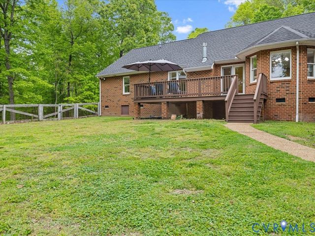 6457 White Oak Ridge Dr, Mechanicsville, VA 23111