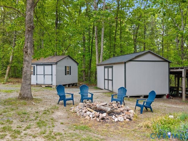 6457 White Oak Ridge Dr, Mechanicsville, VA 23111