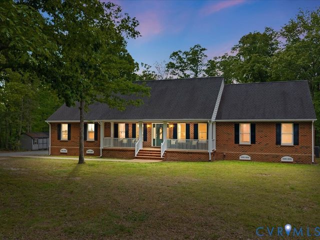 6457 White Oak Ridge Dr, Mechanicsville, VA 23111