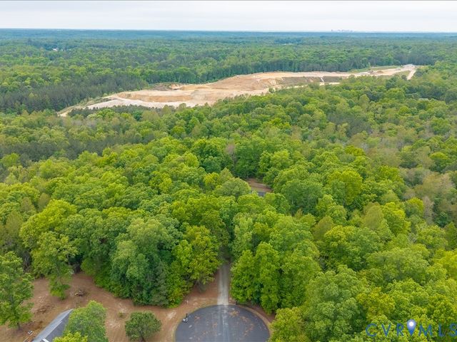 6457 White Oak Ridge Dr, Mechanicsville, VA 23111