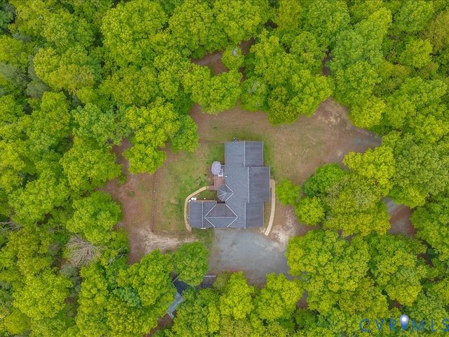 6457 White Oak Ridge Dr, Mechanicsville, VA 23111