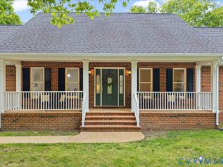 6457 White Oak Ridge Dr, Mechanicsville, VA 23111