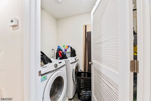 14 Spencer St, Elizabeth City, NJ 07202