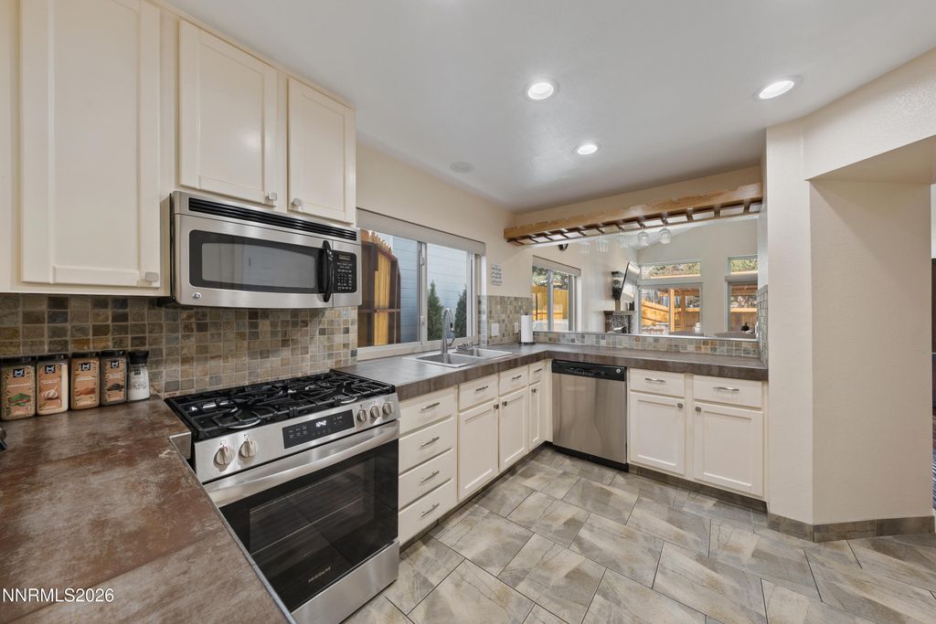 Image 19 of property listing at 2651 Alpine Creek Road, Reno, NV 89519