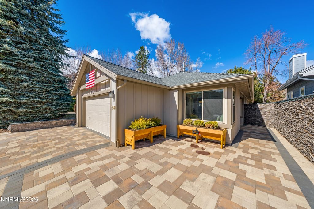 Image 4 of property listing at 2651 Alpine Creek Road, Reno, NV 89519