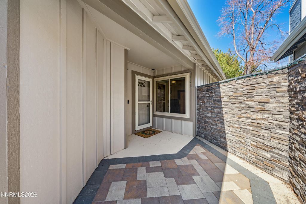 Image 5 of property listing at 2651 Alpine Creek Road, Reno, NV 89519