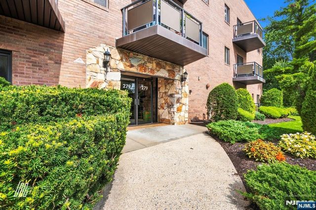 279 Clark Street A9, Hackensack, NJ 07601