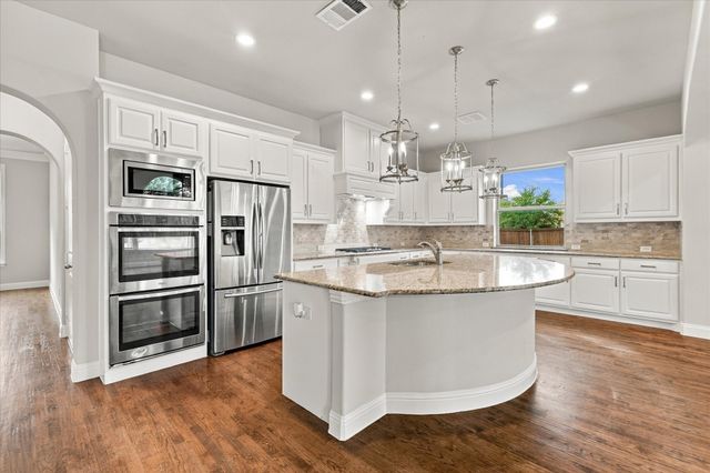 4832 Toledo Bend Drive, Frisco, TX 75033