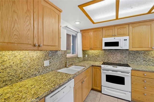 890 B Ronda Sevilla, Laguna Woods, CA 92637