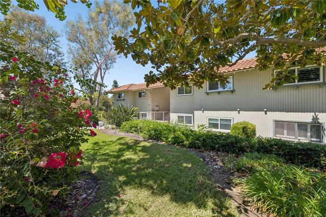 890 B Ronda Sevilla, Laguna Woods, CA 92637