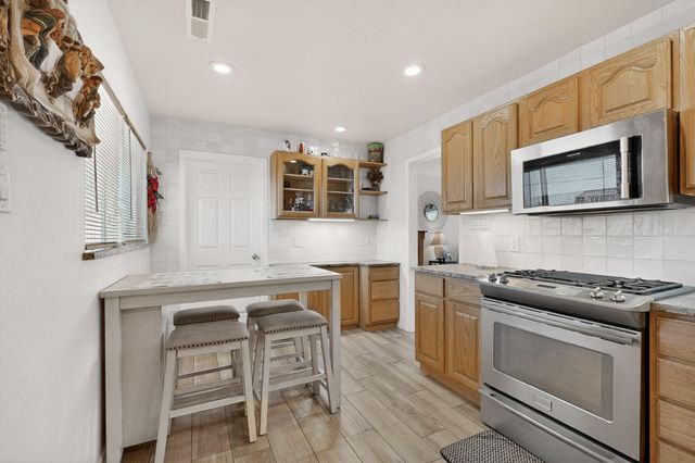 1003 Wade Street NE, Albuquerque, NM 87112