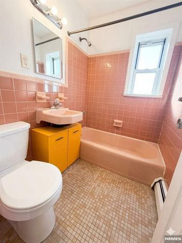 325 1st Street 6, Carlstadt, NJ 07072