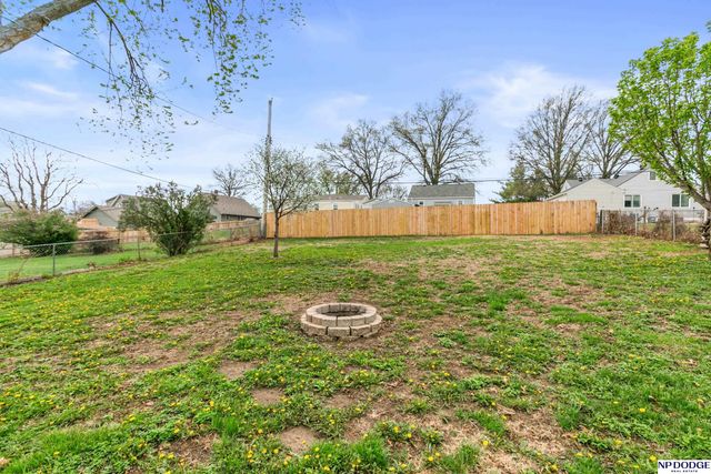 4857 J Street, Omaha, NE 68117