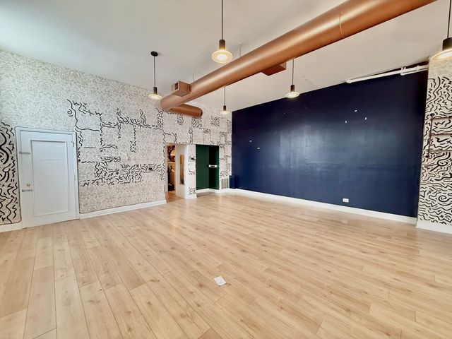 1355 W Chicago Avenue CS, Chicago, IL 60642