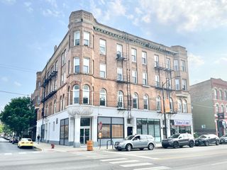 1355 W Chicago Avenue CS, Chicago, IL 60642