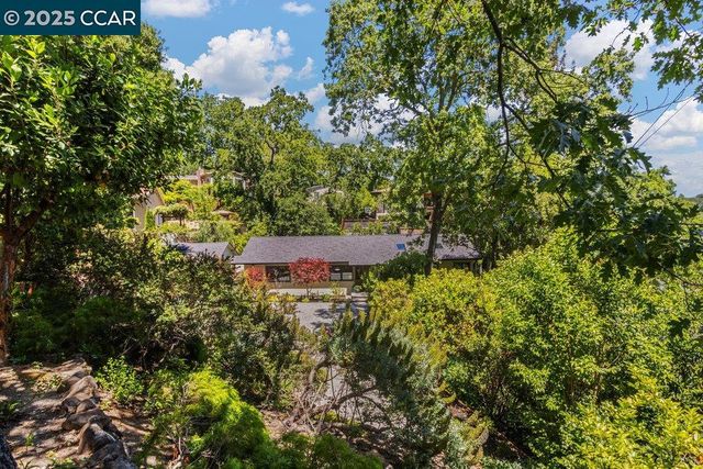 40 Camino Don Miguel, Orinda, CA 94563