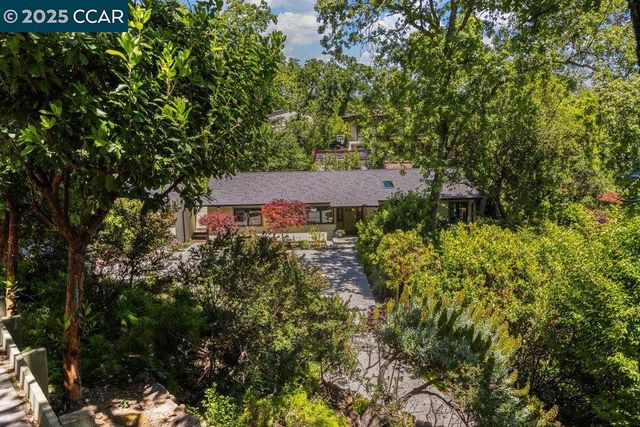 40 Camino Don Miguel, Orinda, CA 94563