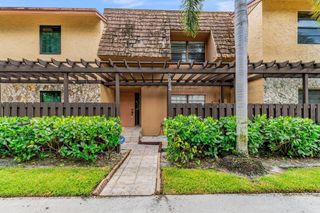 7864 NW 12TH Street, Plantation, FL 33322