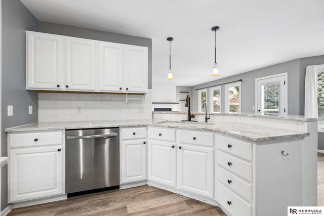 7800 Casey Lane, Lincoln, NE 68516