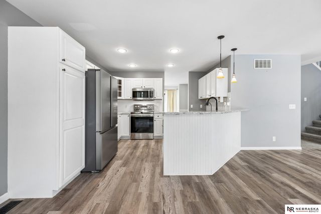 7800 Casey Lane, Lincoln, NE 68516