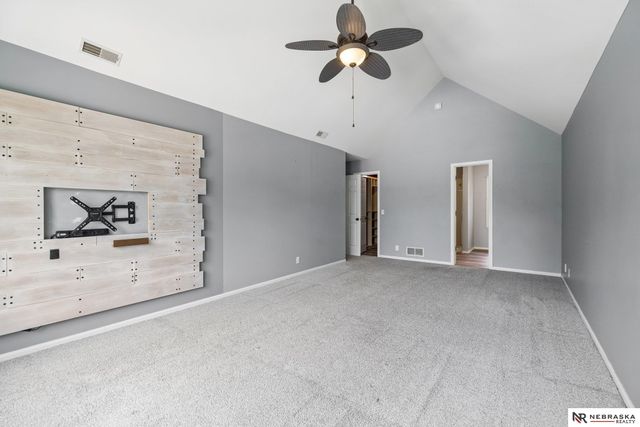 7800 Casey Lane, Lincoln, NE 68516