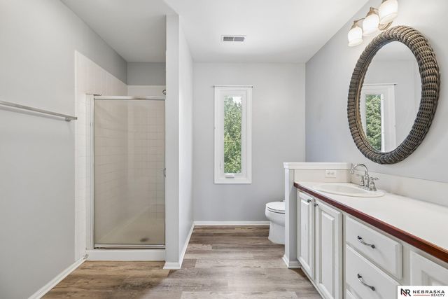 7800 Casey Lane, Lincoln, NE 68516