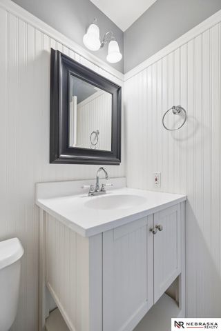 7800 Casey Lane, Lincoln, NE 68516