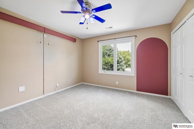 7800 Casey Lane, Lincoln, NE 68516