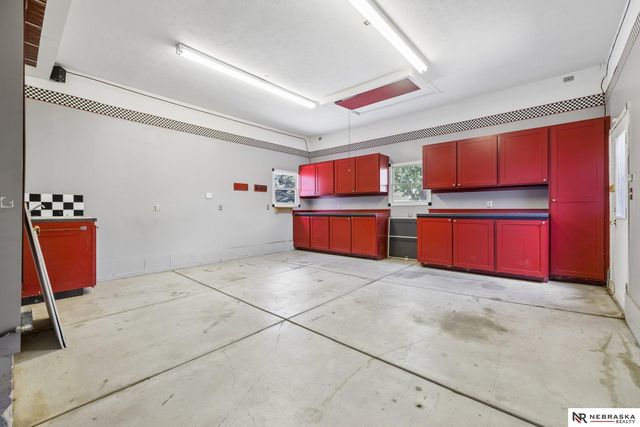 7800 Casey Lane, Lincoln, NE 68516