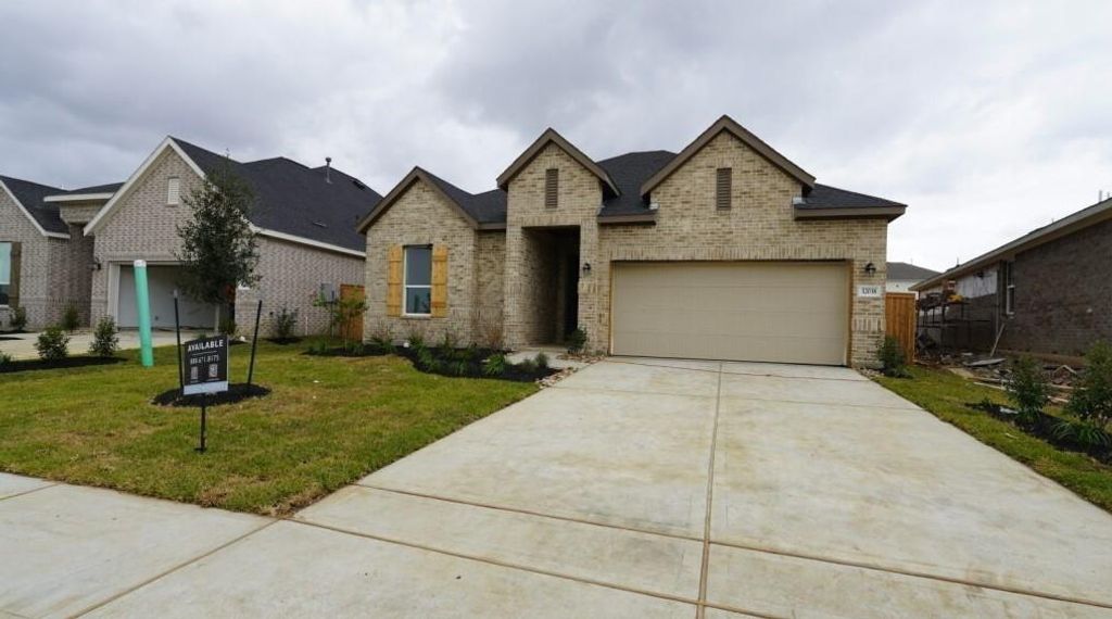 4323 Eagle Pass Drive, Rosenberg, TX 77469