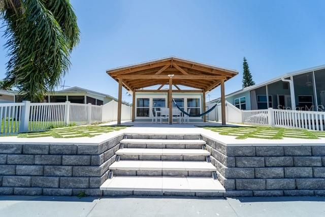 4825 FLORAMAR TERRACE, New Port Richey, FL 34652