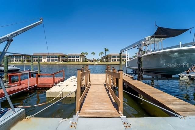 4825 FLORAMAR TERRACE, New Port Richey, FL 34652