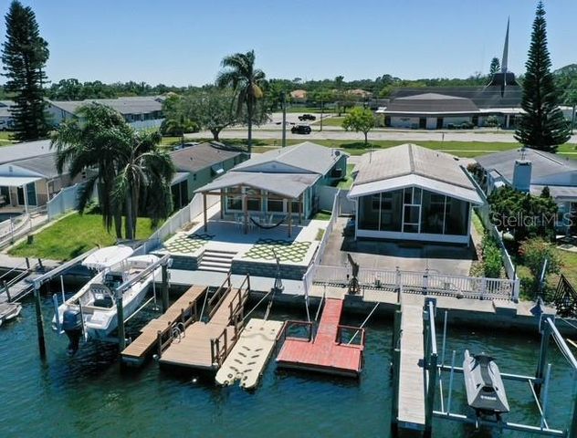 4825 FLORAMAR TERRACE, New Port Richey, FL 34652