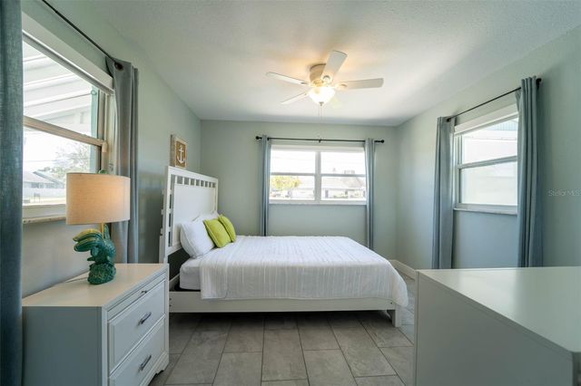 4825 FLORAMAR TERRACE, New Port Richey, FL 34652