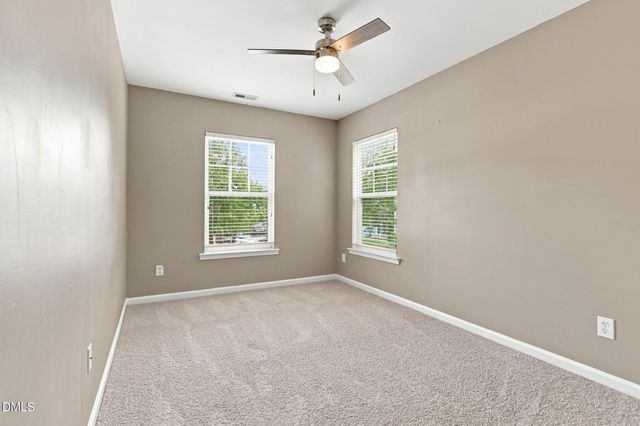 8621 Neuse Club Lane, Raleigh, NC 27616