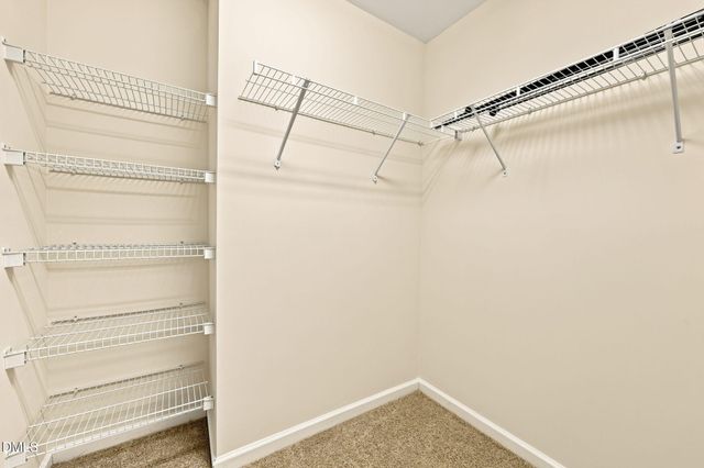 8621 Neuse Club Lane, Raleigh, NC 27616