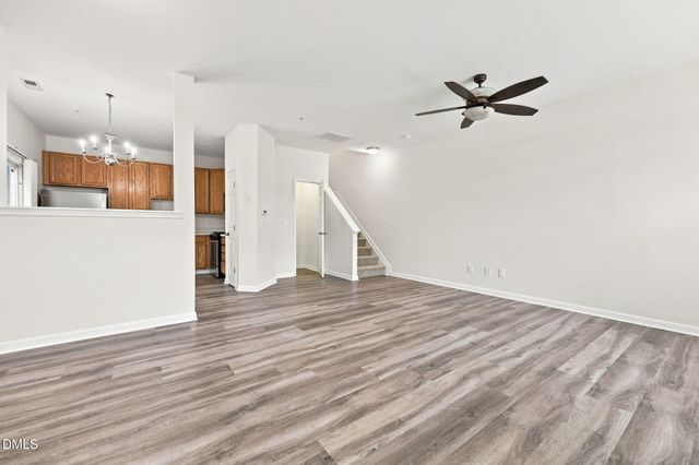 8621 Neuse Club Lane, Raleigh, NC 27616