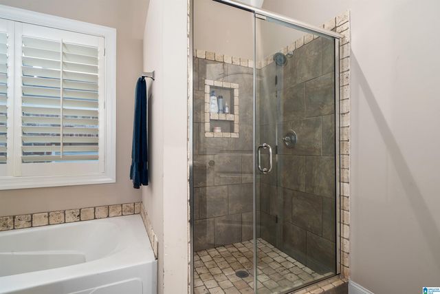 5877 LONGVIEW LANE, Trussville, AL 35173