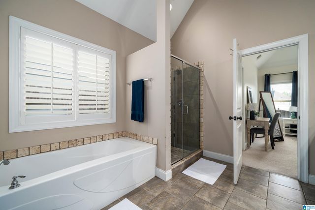 5877 LONGVIEW LANE, Trussville, AL 35173