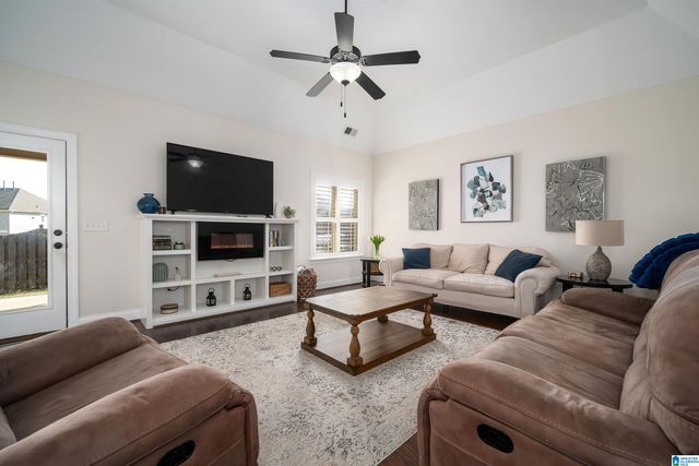 5877 LONGVIEW LANE, Trussville, AL 35173