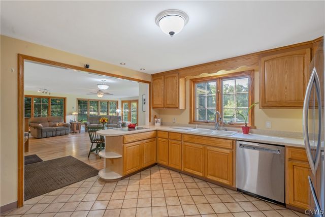 7790 Mcdermott Road, Manlius, NY 13104