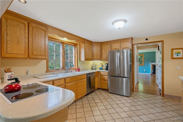 7790 Mcdermott Road, Manlius, NY 13104