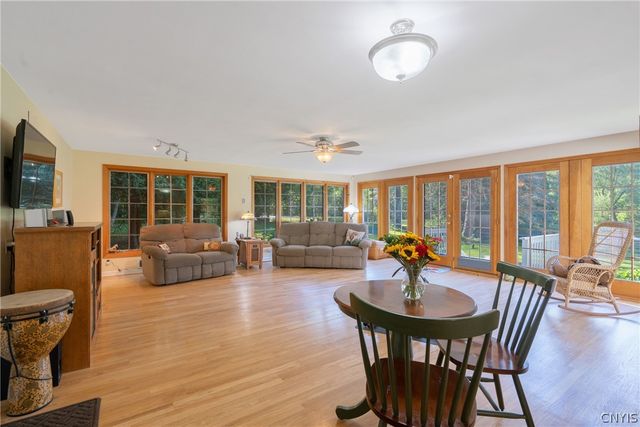 7790 Mcdermott Road, Manlius, NY 13104