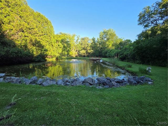 7790 Mcdermott Road, Manlius, NY 13104