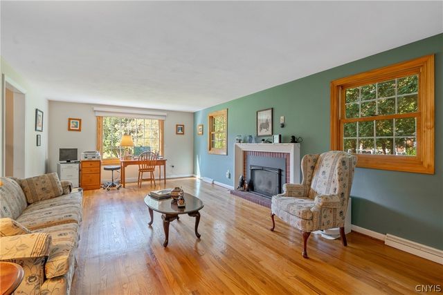 7790 Mcdermott Road, Manlius, NY 13104