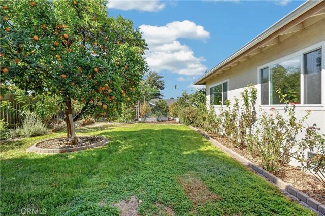 302 S San Mateo Street, Redlands, CA 92373