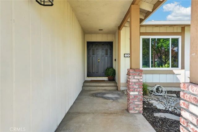 302 S San Mateo Street, Redlands, CA 92373