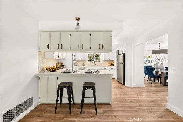 302 S San Mateo Street, Redlands, CA 92373